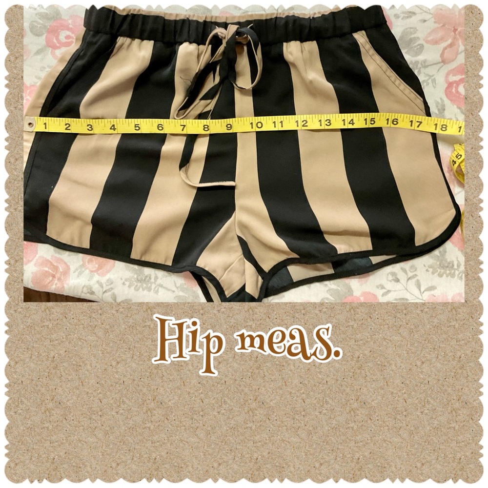 🌠SPECIAL🌠 
Forever 21 - Most pretty, comfortabe casual short - Picture 6 of 7